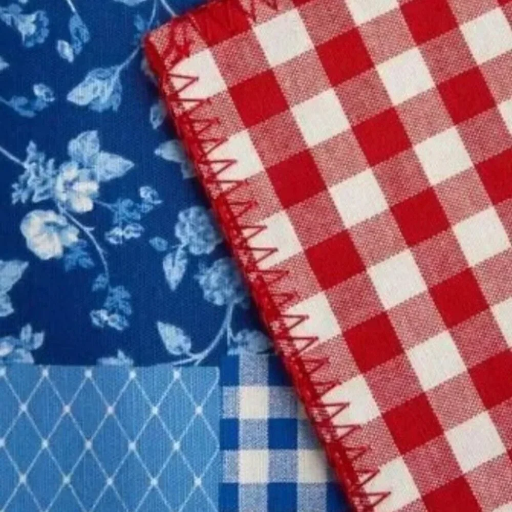 Pioneer Woman Heritage Patchwork Cotton Placemat Reversible Plaid Blue Red 4 PC